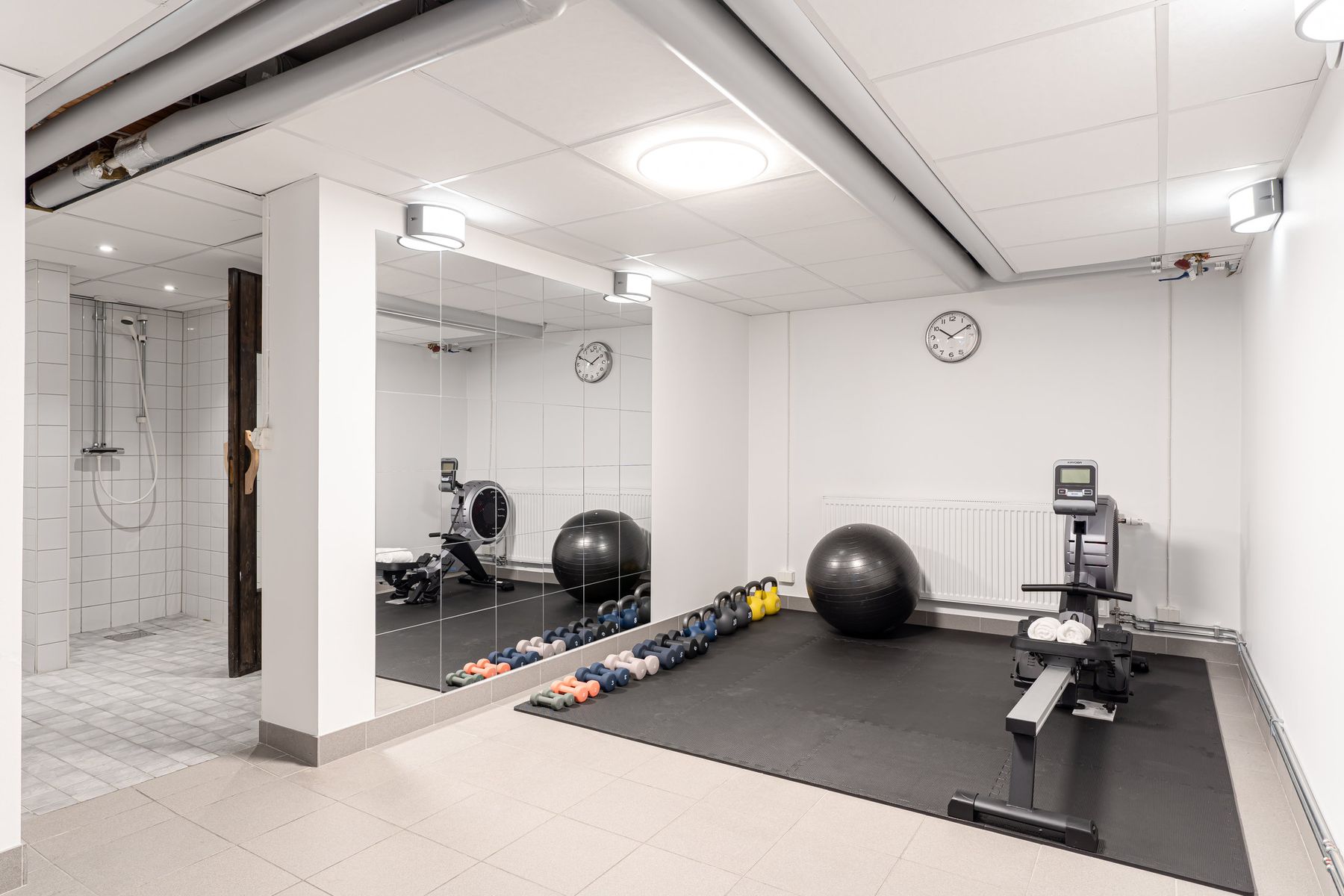 Photo 6 of 6