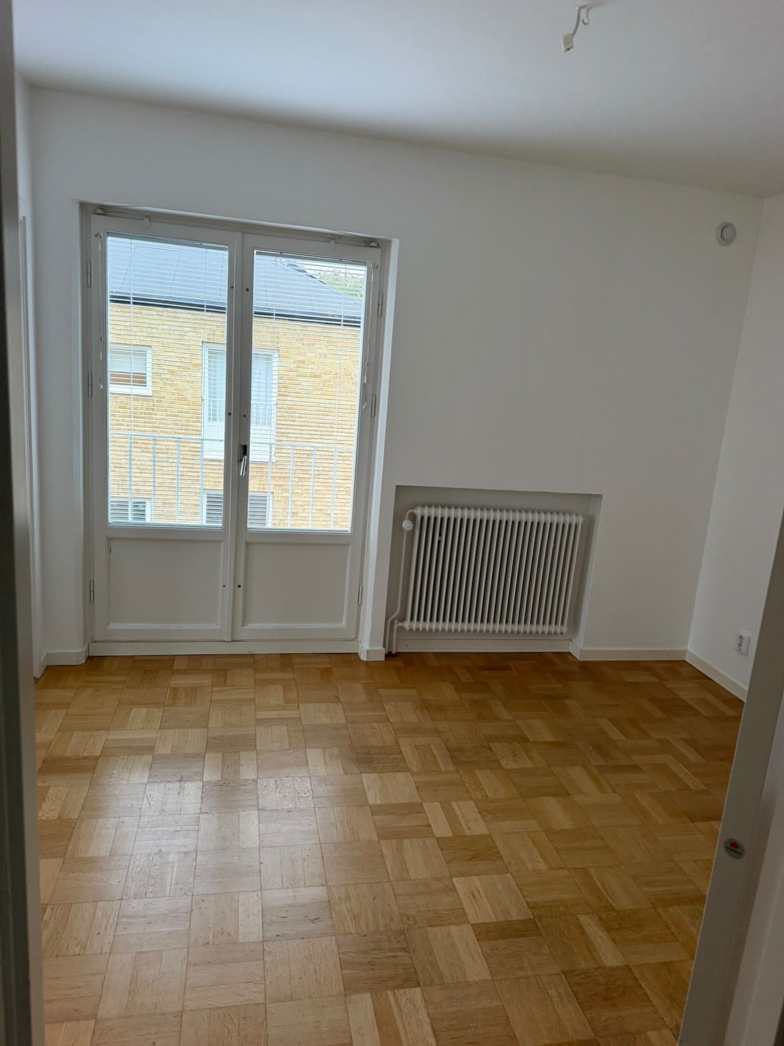 Photo 6 of 14