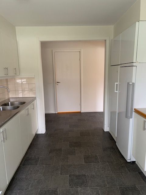 Photo 23 of 30